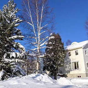 Banff - 6 Bedroom 6 Bathroom ニセコ町