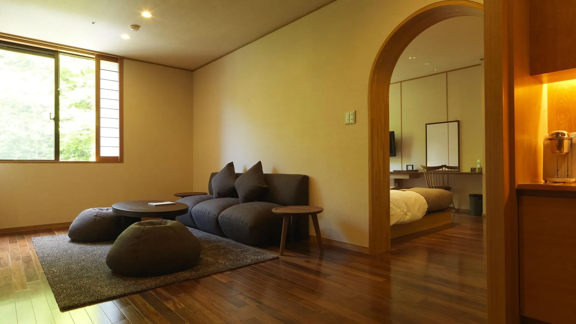 Niseko Konbu Onsen Tsuruga Moku-No-Sho Hotel Japan