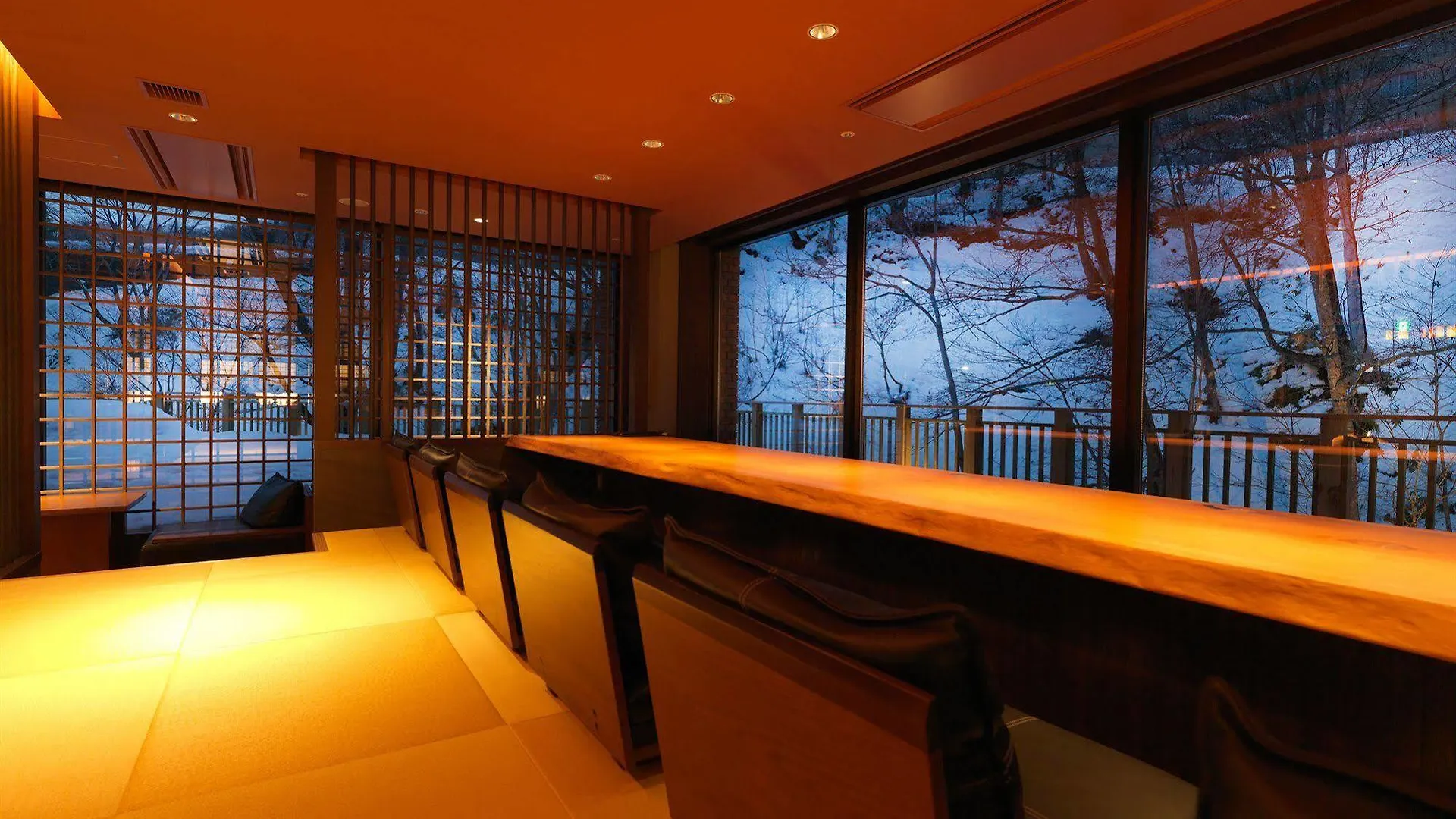 Ryokan Niseko Konbu Onsen Tsuruga Moku-No-Sho Hotel