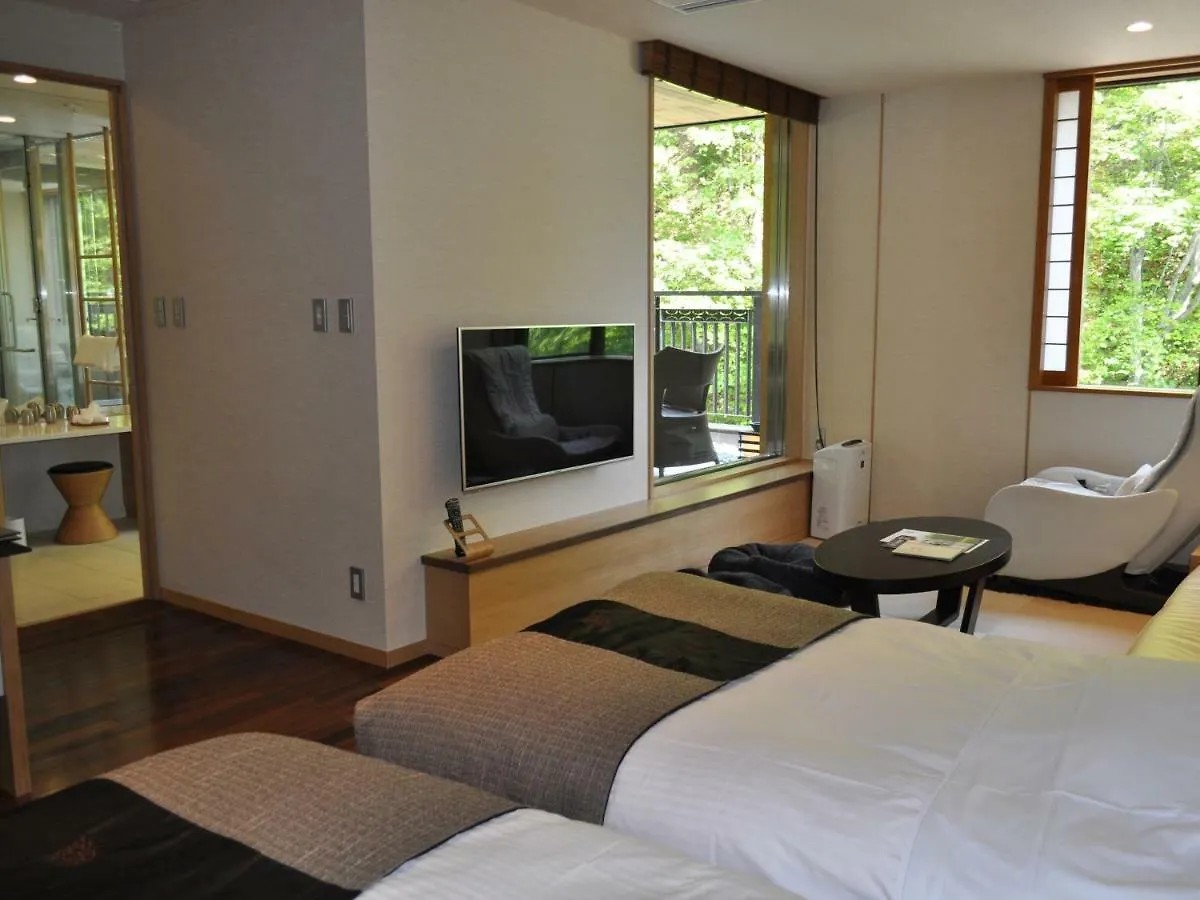 Ryokan Niseko Konbu Onsen Tsuruga Moku-No-Sho Hotel